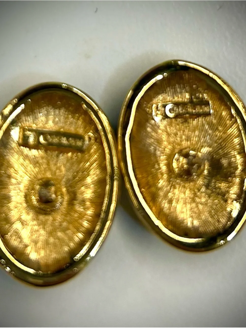 Trifari chic gold